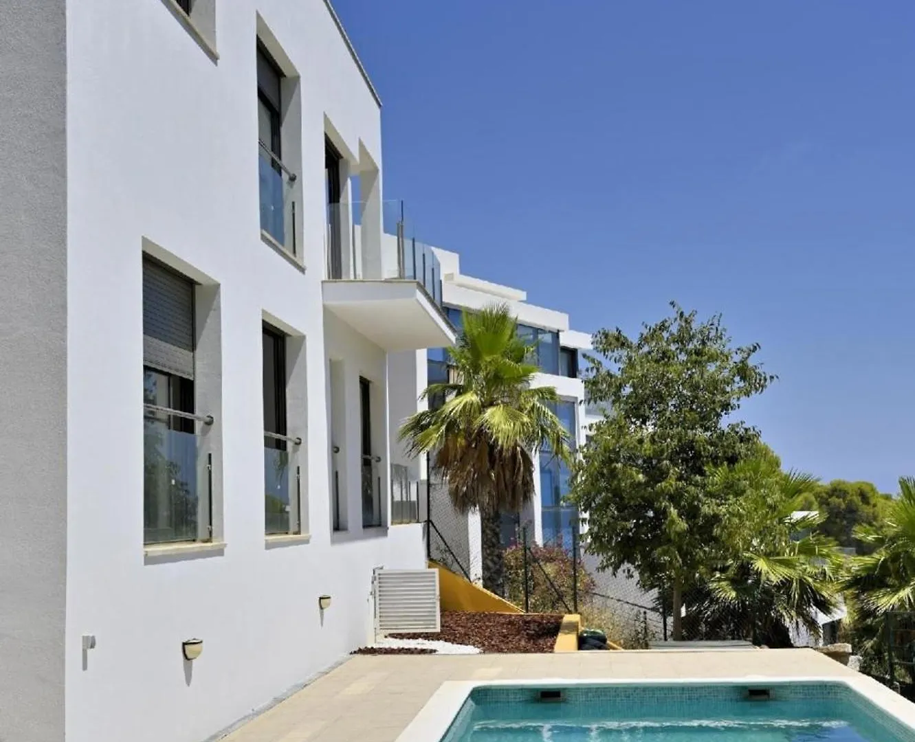 Ferienhaus Mit Privatpool Fuer 6 Personen Ca 200 Qm In Llanca, Costa Brava